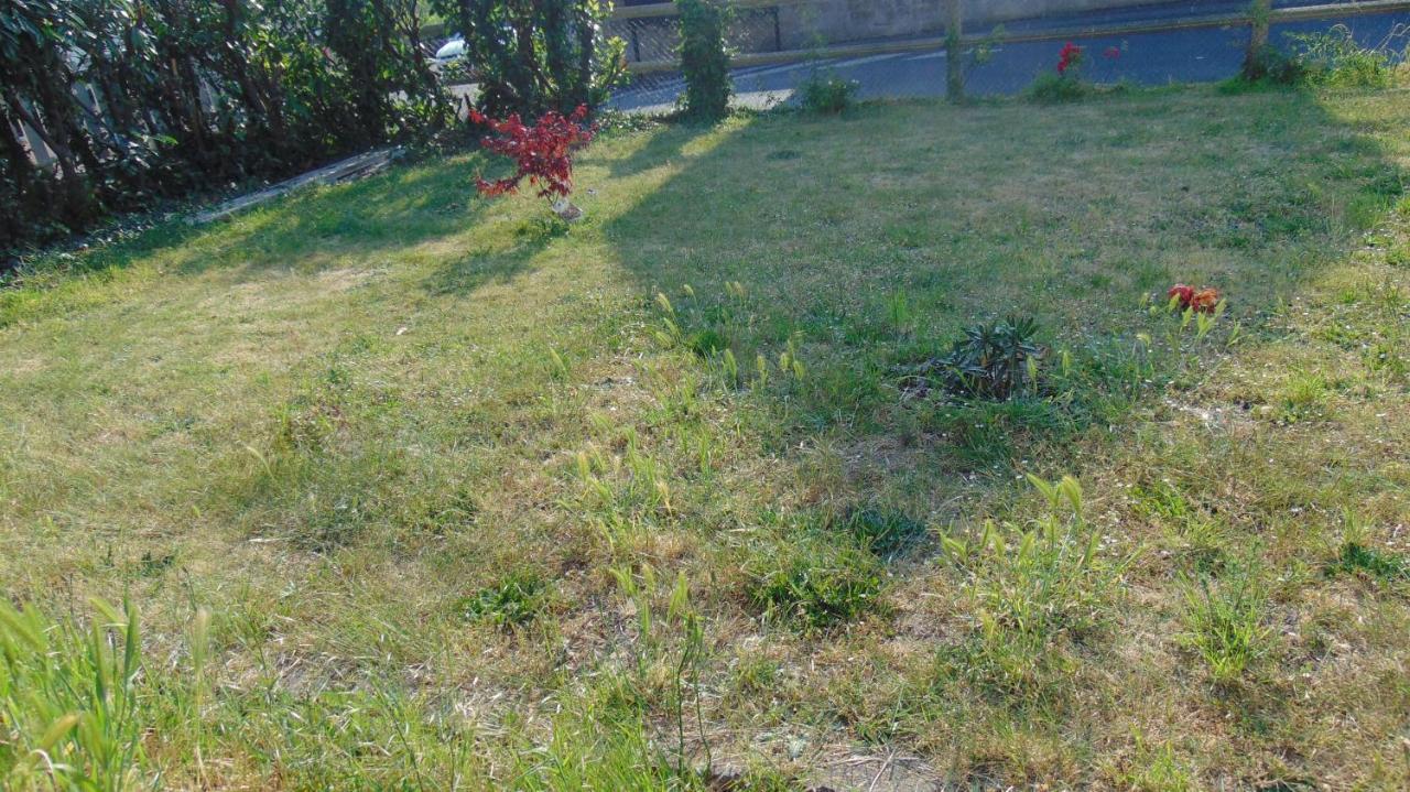 Les Pommerets Petit-Couronne Exterior foto